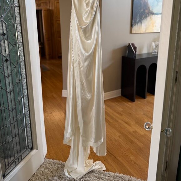 Danielle Frankel Sasha Gown - Picture 16 of 16